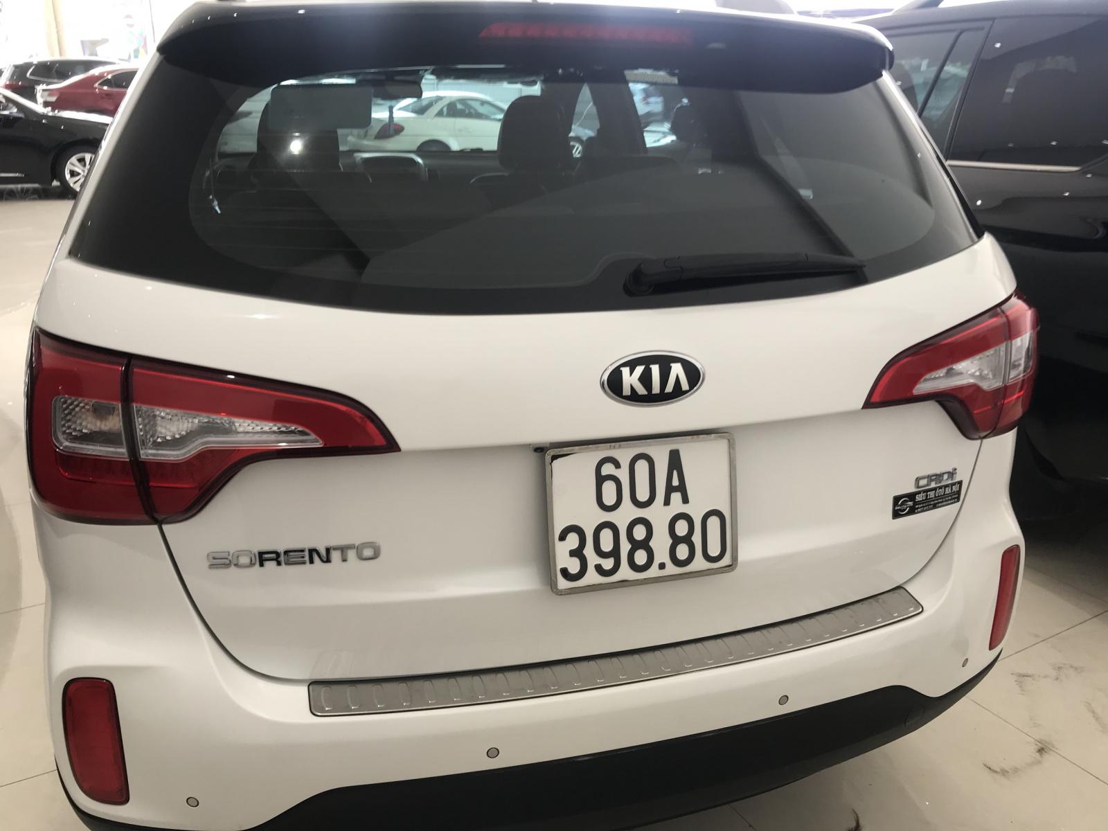 Kia Sorento 2017 - Bán Sorento 2017 máy dầu, màu trắng