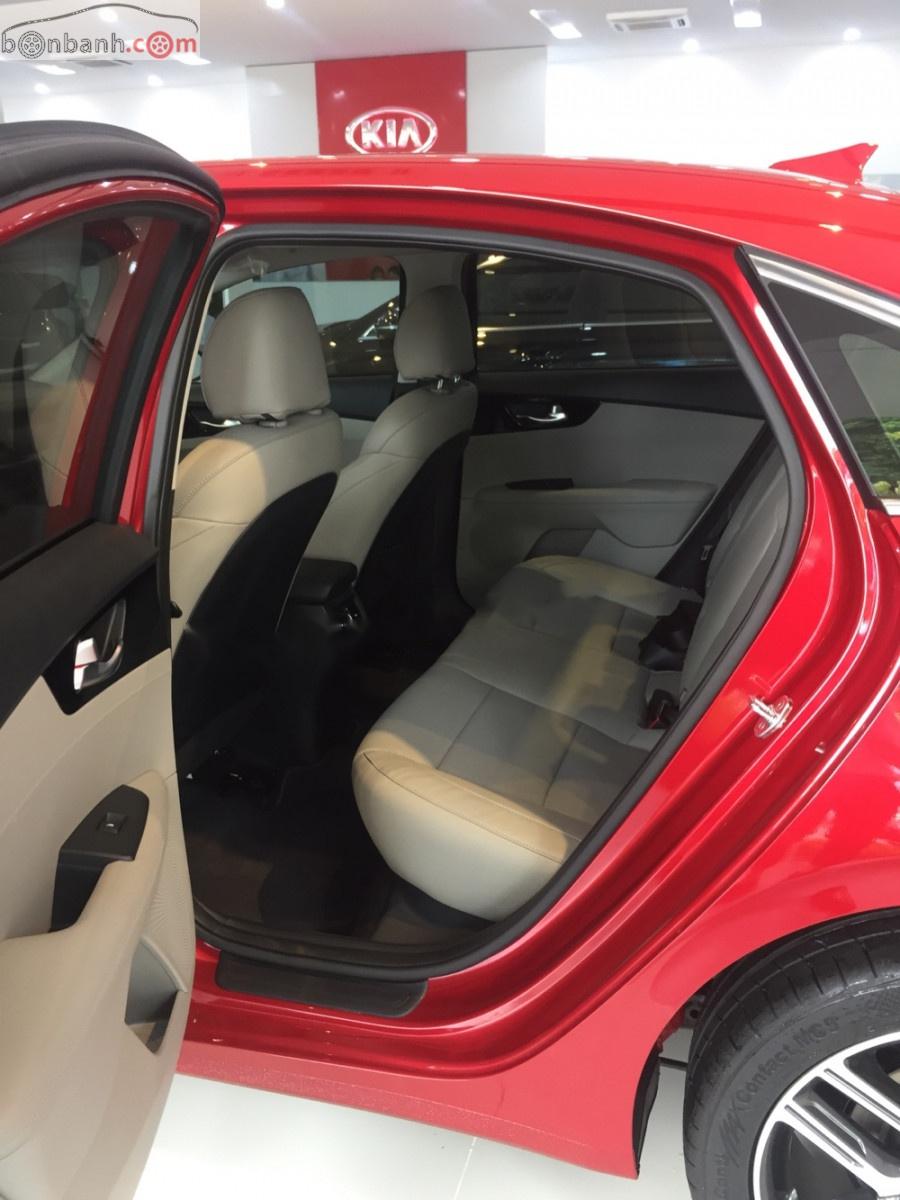 Kia Cerato 1.6 AT Delu 2019 - Cần bán xe Kia Cerato 1.6 AT Delu 2019, màu đỏ, 635 triệu
