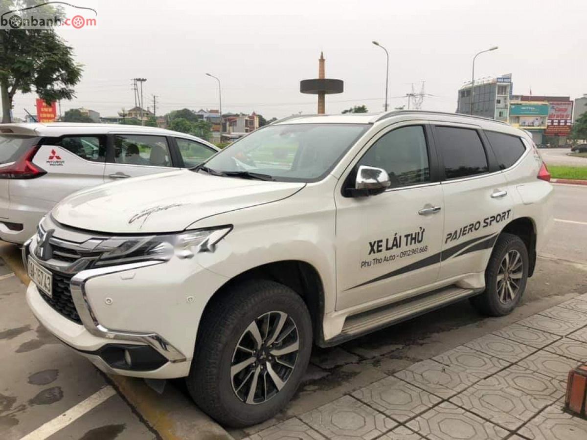 Mitsubishi Pajero Sport Xăng 2018 - Cần bán Mitsubishi Pajero Sport Xăng đời 2018, màu trắng, xe nhập số tự động