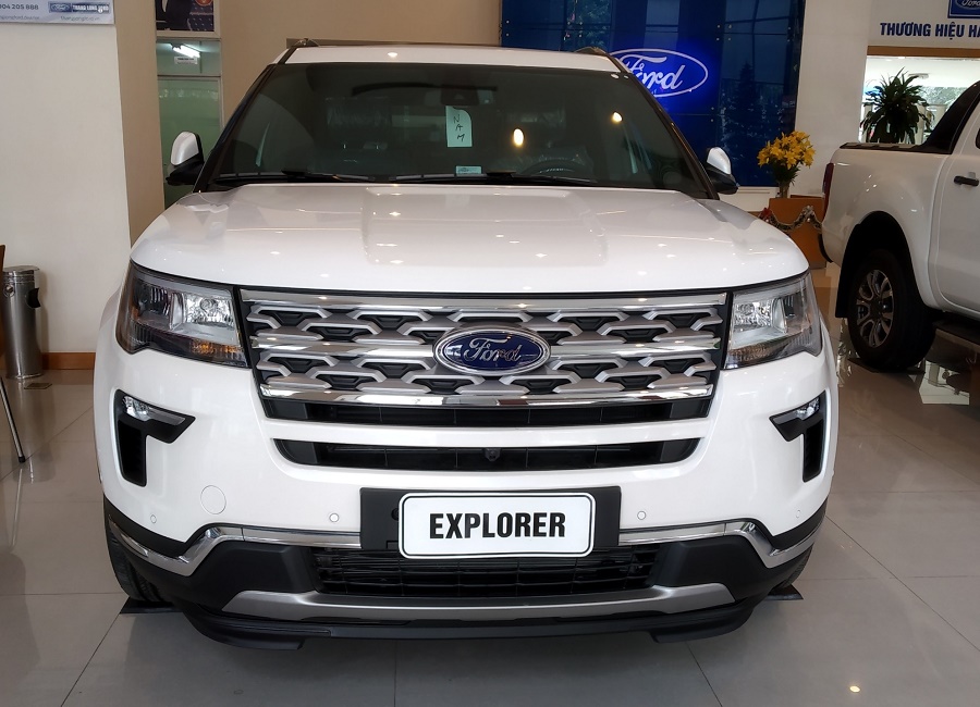 Ford Explorer 2.3L Ecoboost 2018 - Bán Ford Explorer 2018 giá sốc, giảm TM + phụ kiện, LH 090.217.2017 - em Mai