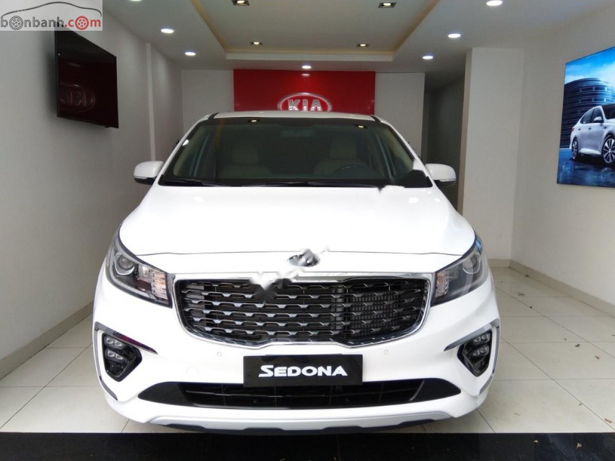 Kia Sedona Delu D 2019 - Cần bán Kia Sedona Delu D năm 2019, màu trắng