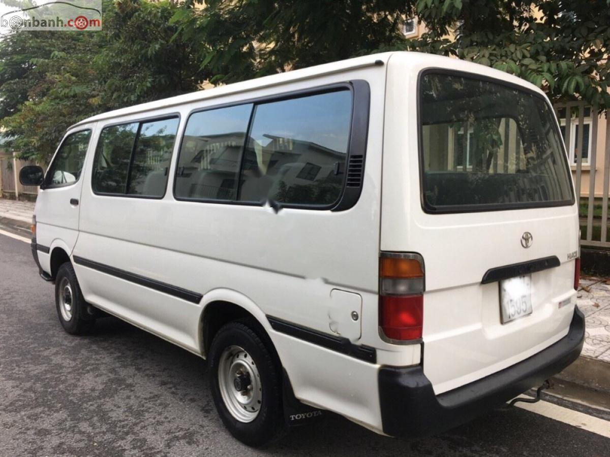 Toyota Hiace 2001 - Bán xe Toyota Hiace 2001, màu trắng