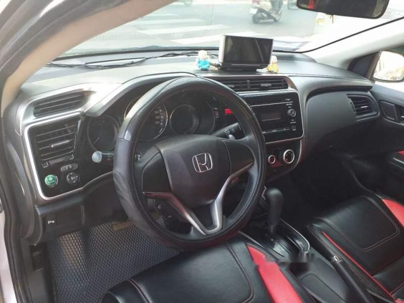 Honda City 2014 - Cần bán Honda City năm sản xuất 2014, màu bạc xe gia đình, giá 468tr