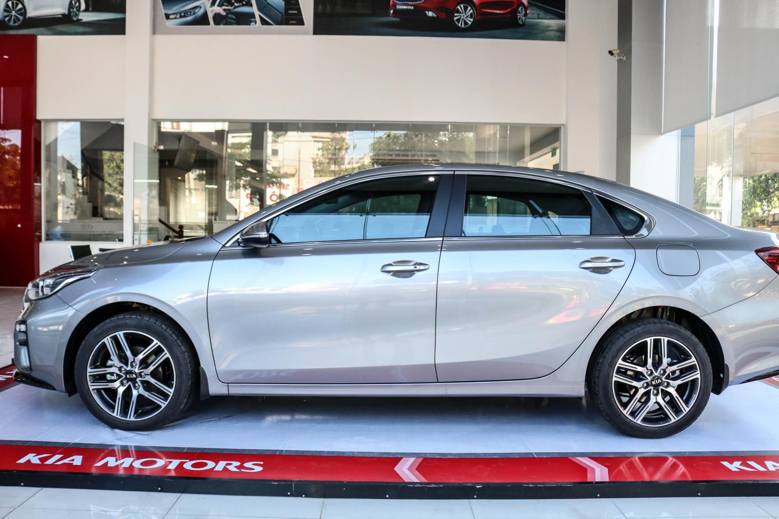 Kia Cerato Deluxe 2019 - Bán Kia Cerato Deluxe giá tốt nhất - trả trước chỉ 160 triệu giao xe ngay - nhiều quà tặng hấp dẫn