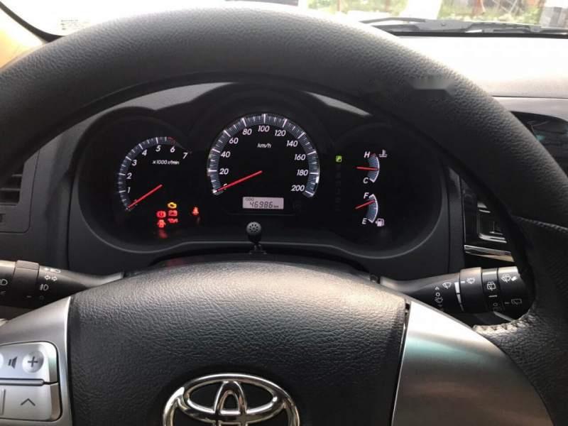Toyota Fortuner 2016 - Cần bán gấp Toyota Fortuner sản xuất năm 2016, màu đen, xe gia đình giá cạnh tranh