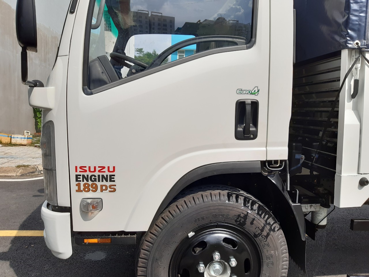 Isuzu Isuzu khác 2019 - Bán xe tải Isuzu 8T4 thùng dài 6m1 Euro 4, giá rẻ