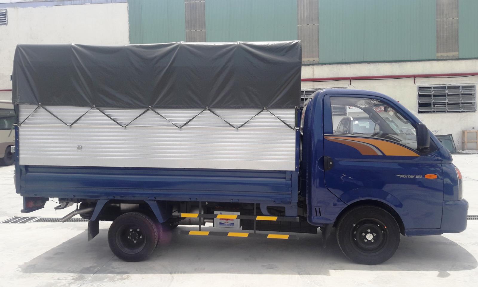 Hyundai Porter 2019 - Hyundai New Porter 150 thùng mui bạt, tặng bảo hiểm 100%, hỗ trợ vay đến 70%