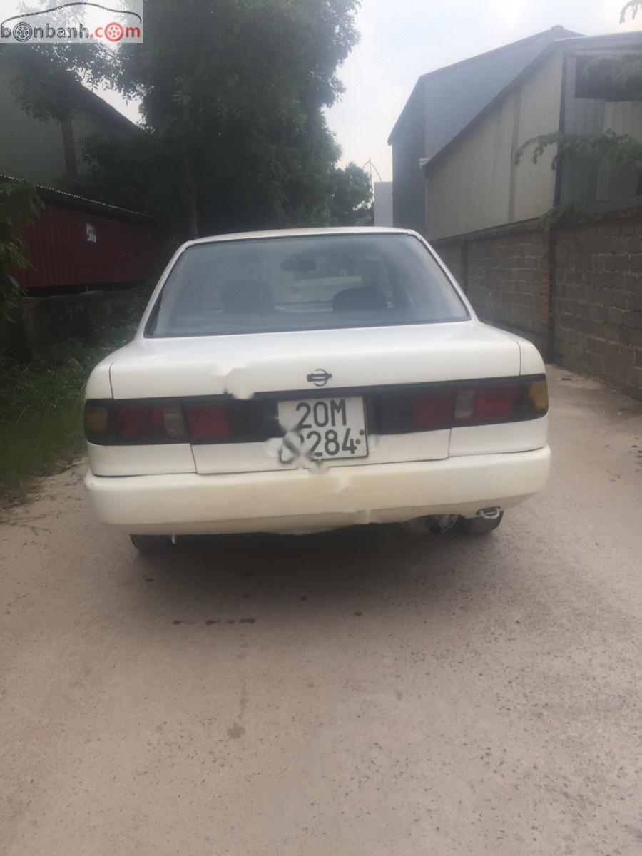 Nissan Sunny    1991 - Bán Nissan Sunny sản xuất 1991, màu trắng, nhập khẩu Nhật Bản 