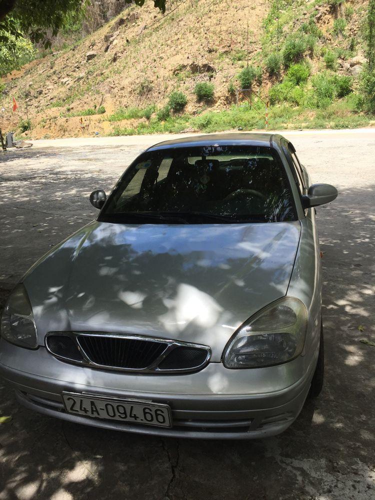 Daewoo Nubira II 2001 - Bán xe Daewoo Nubira II đời 2001, màu xám, xe nhập