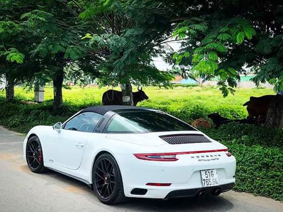 Porsche 911 Targar 4 GTS 2018 - Bán xe Porsche 911 đời 2019, màu trắng, xe nhập