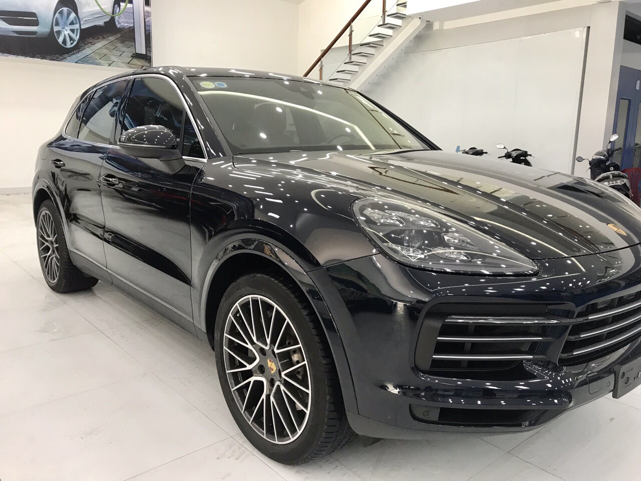 Porsche Cayenne S  3.0L V6 Twin Turbocharged  2018 - Cần bán xe Porsche Cayenne S năm sản xuất 2018, nhập khẩu