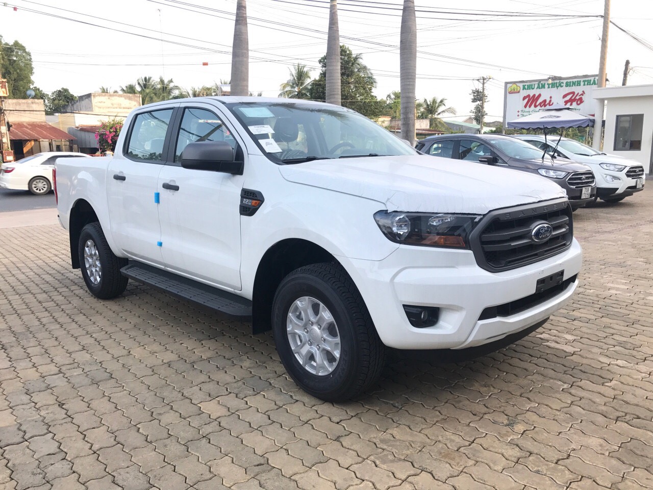 Ford Ranger XLS 2019 - Bán xe bán tải Ford Ranger XLS 2019, màu trắng, nhập khẩu, ưu đãi cực khủng