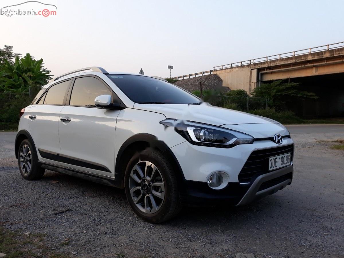 Hyundai i20 Active 2016 - Bán Hyundai i20 Active 2016, màu trắng, xe nhập  