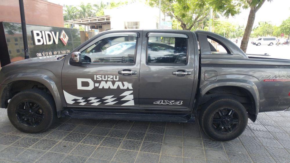 Isuzu Dmax    2011 - Cần bán gấp Isuzu Dmax sản xuất năm 2011, nhập khẩu