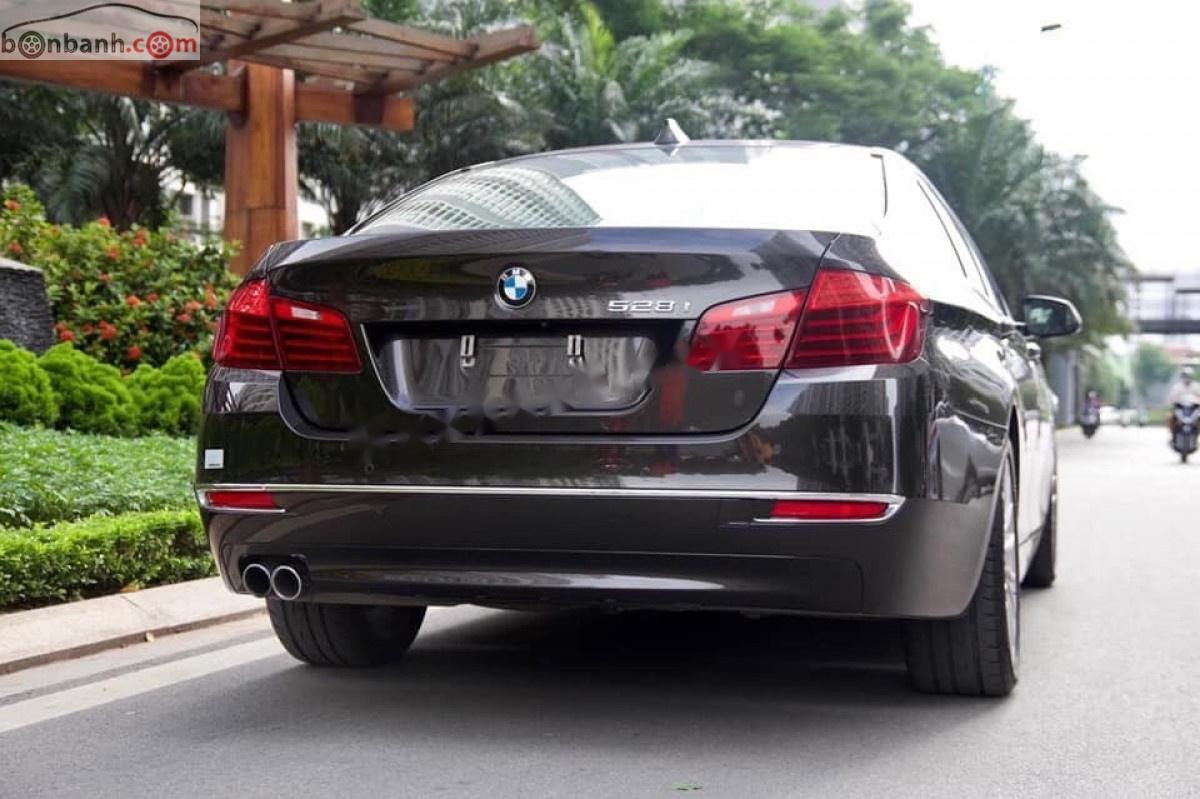 BMW 5 Series 528i 2015 - Bán BMW 528i sản xuất năm 2015, màu nâu, nhập khẩu