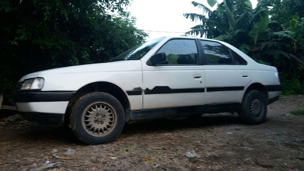 Peugeot 405 1990 - Chính chủ bán Peugeot 405 năm 1990, màu trắng, nhập khẩu