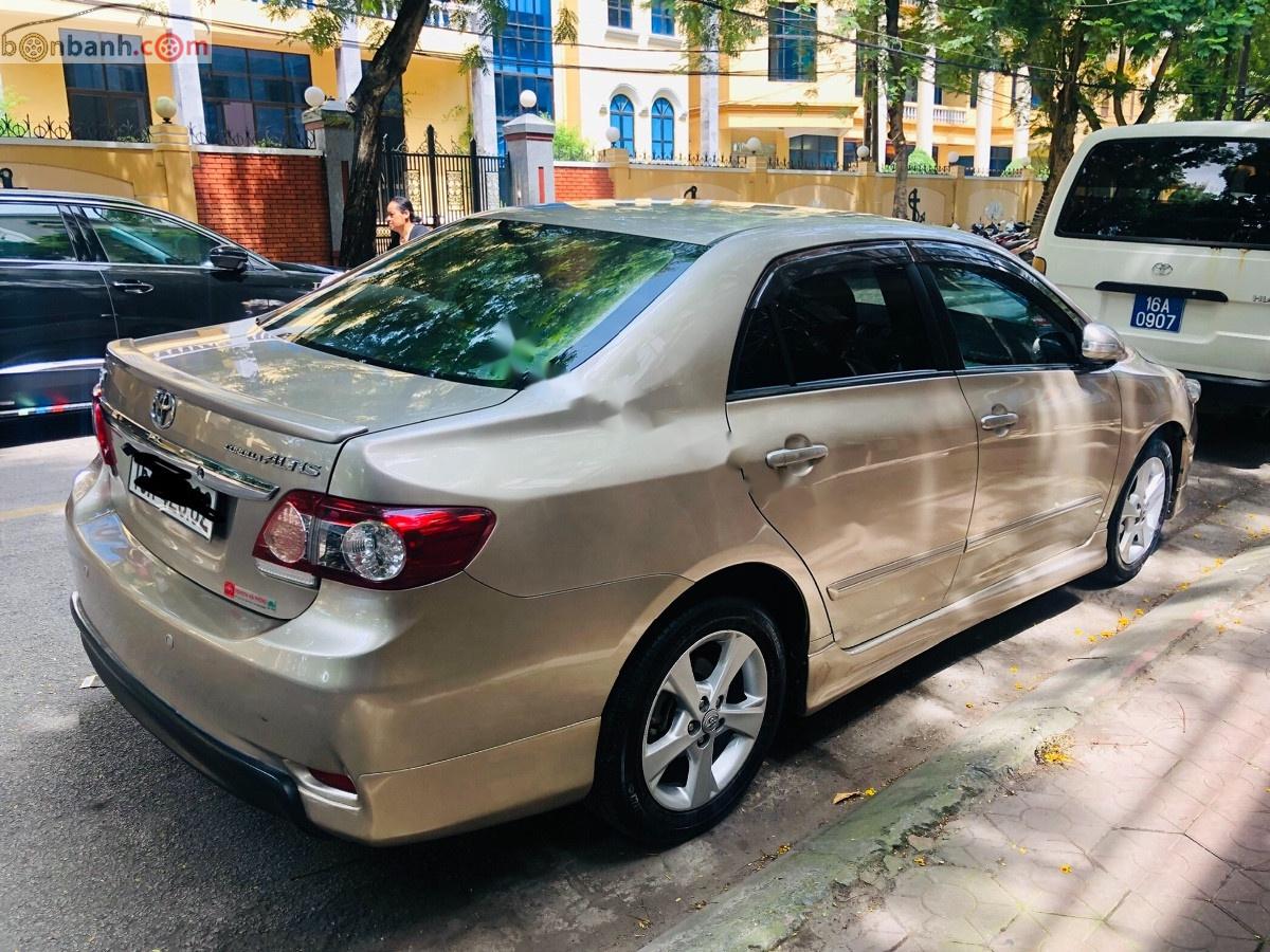 Toyota Corolla altis 2.0v 2011 - Cần bán Toyota Corolla altis 2.0v đời 2011 số tự động giá cạnh tranh