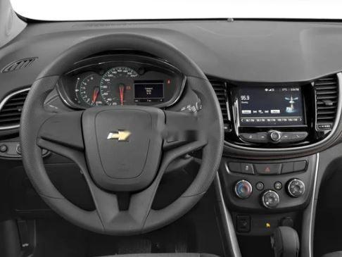 Chevrolet Trax   LT   2017 - Bán xe Chevrolet Trax bản LT đời 2017 màu xám