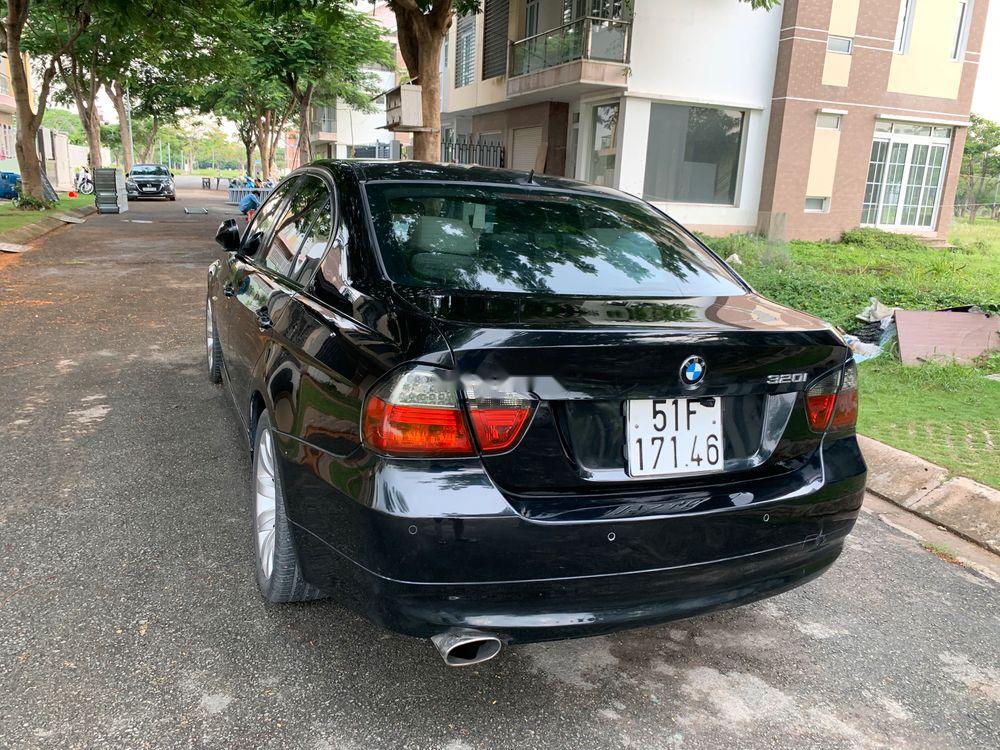 BMW 3 Series  320   2007 - Bán BMW 320 sản xuất 2007, màu đen, nhập khẩu