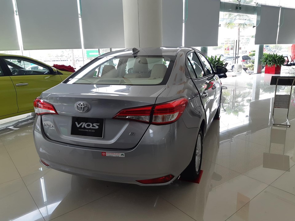 Toyota Vios G 2020 - Bán Toyota Vios G 2020 Màu Bạc, số tự động, đủ màu giao ngay, giá cả và quà tặng hấp dẫn