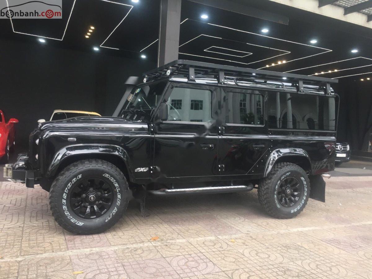 LandRover Defender 2015 - Cần bán lại xe LandRover Defender 2015, màu đen, xe nhập