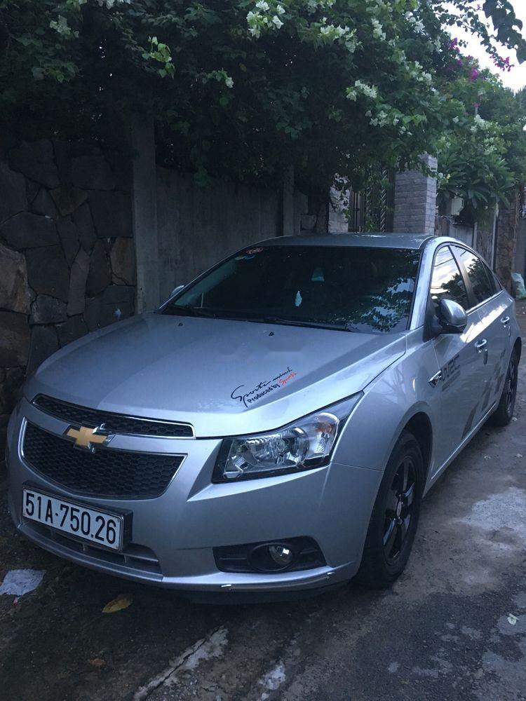 Chevrolet Cruze   LTZ  2013 - Chính chủ bán Chevrolet Cruze LTZ năm sản xuất 2013, màu bạc