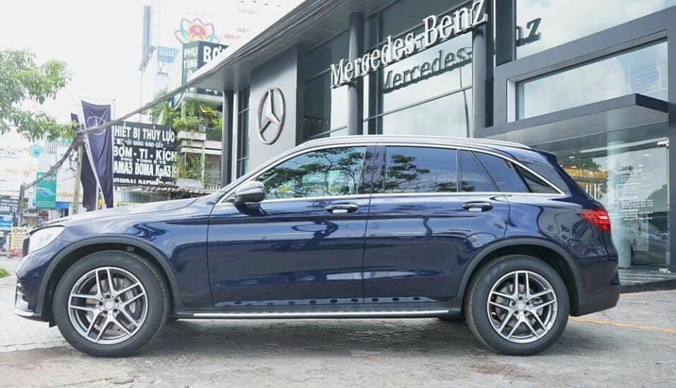 Mercedes-Benz GLC-Class 2019 - [Đón xuân 2020] Giá Mercedes GLC 300 4Matic 2019, tặng 50% phí trước bạ, tặng bảo hiểm, phụ kiện