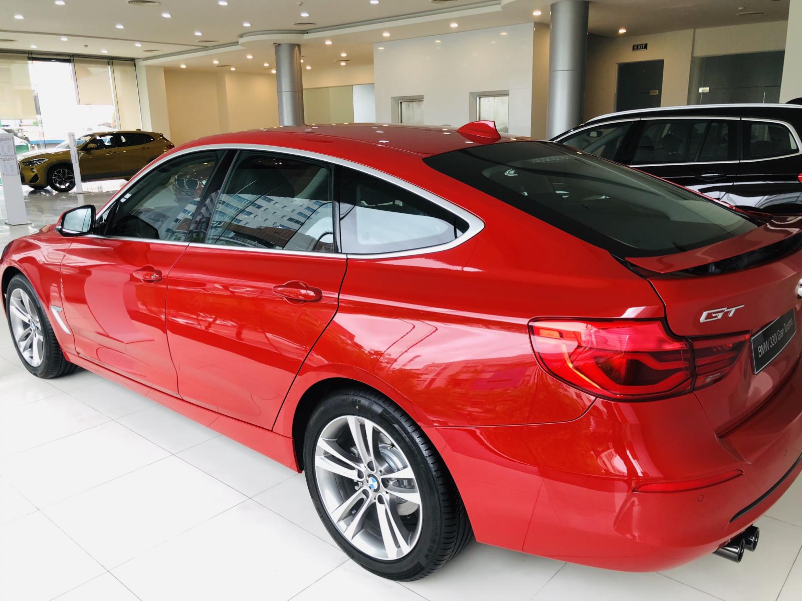 BMW 3 Series 320i GT 2019 - Bán BMW 320i GT màu đỏ, xe nhập khẩu Châu Âu, thể thao, sang trọng