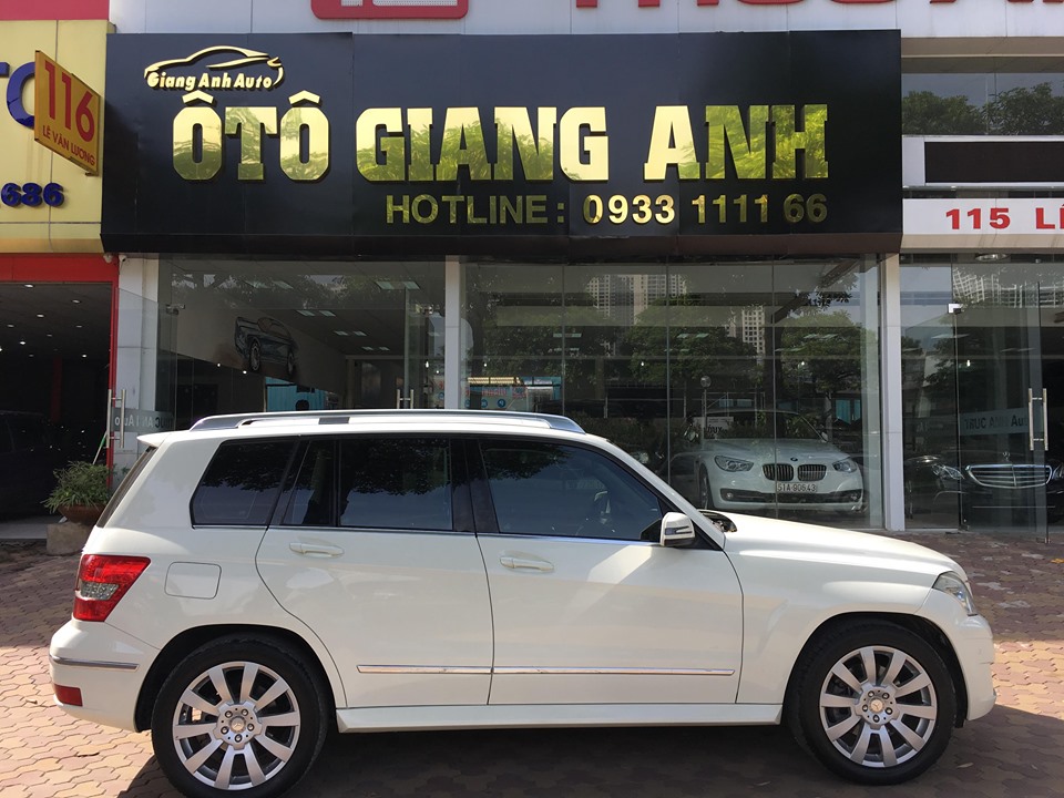 Mercedes-Benz GLK Class 2009 - Cần bán gấp Mercedes năm sản xuất 2009, màu trắng