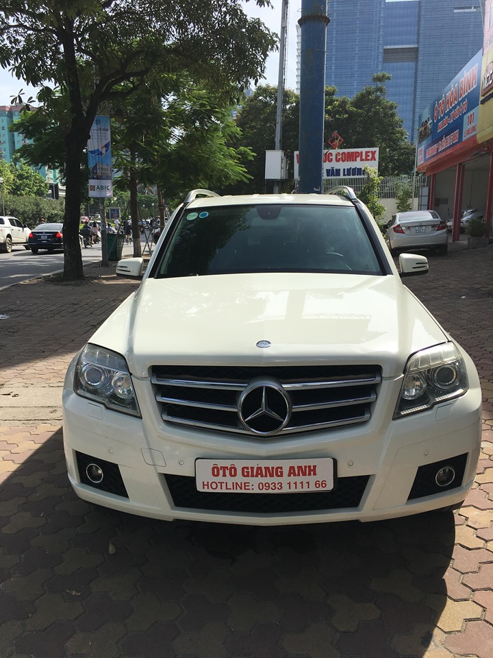 Mercedes-Benz GLK Class 2009 - Cần bán gấp Mercedes năm sản xuất 2009, màu trắng