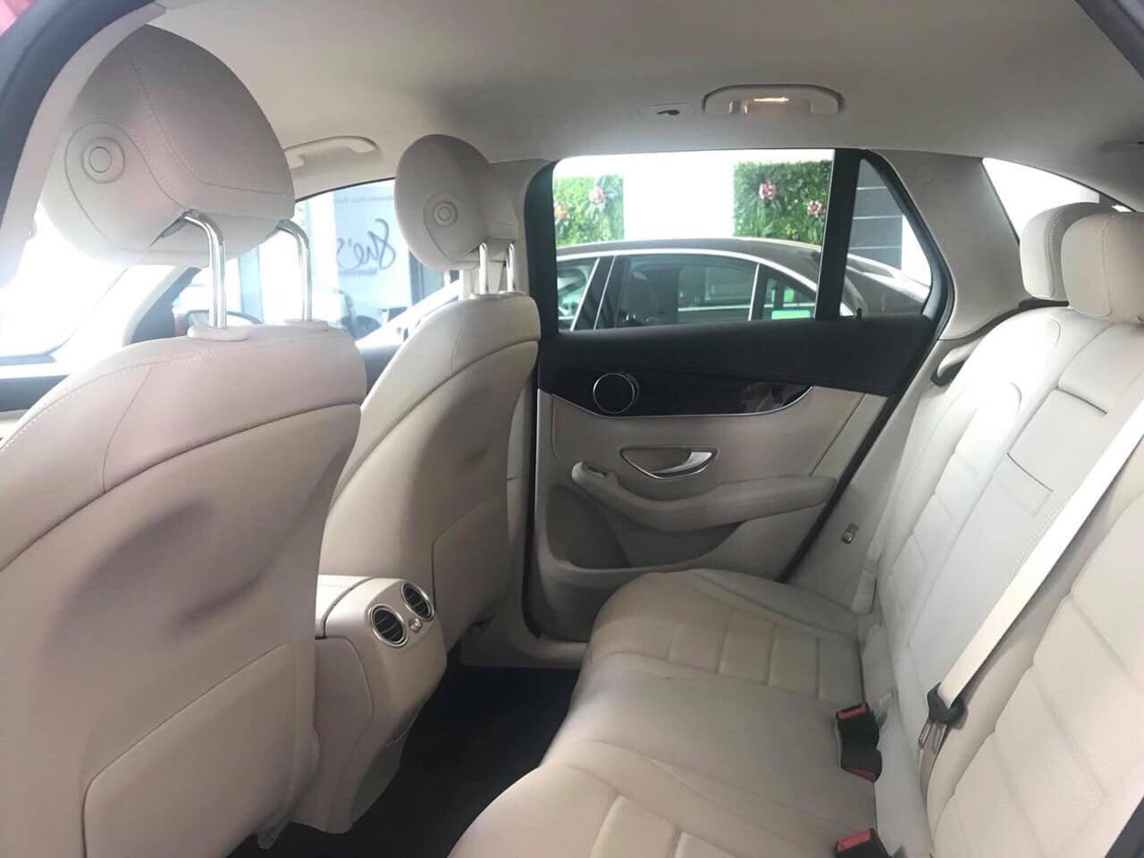 Mercedes-Benz GLC-Class 2019 - Giá xe Mercedes GLC 200 2019 khuyến mãi, thông số, giá lăn bánh 12/2019 tặng 50% phí trước bạ