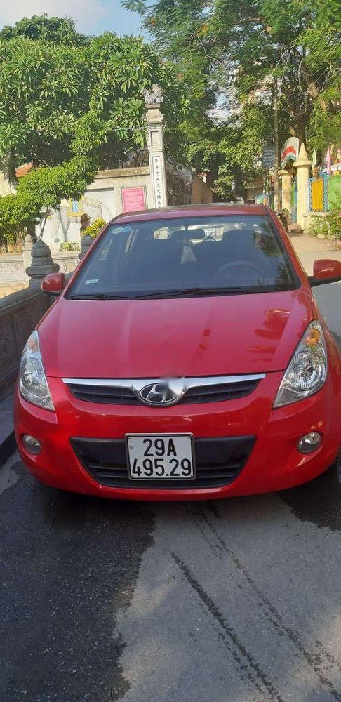 Hyundai i20 2011 - Bán Hyundai i20 sản xuất năm 2011, màu đỏ, xe nhập