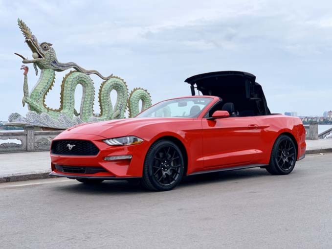 Ford Mustang   2019 - Bán xe Ford Mustang Convertible đời 2019, màu đỏ, xe nhập