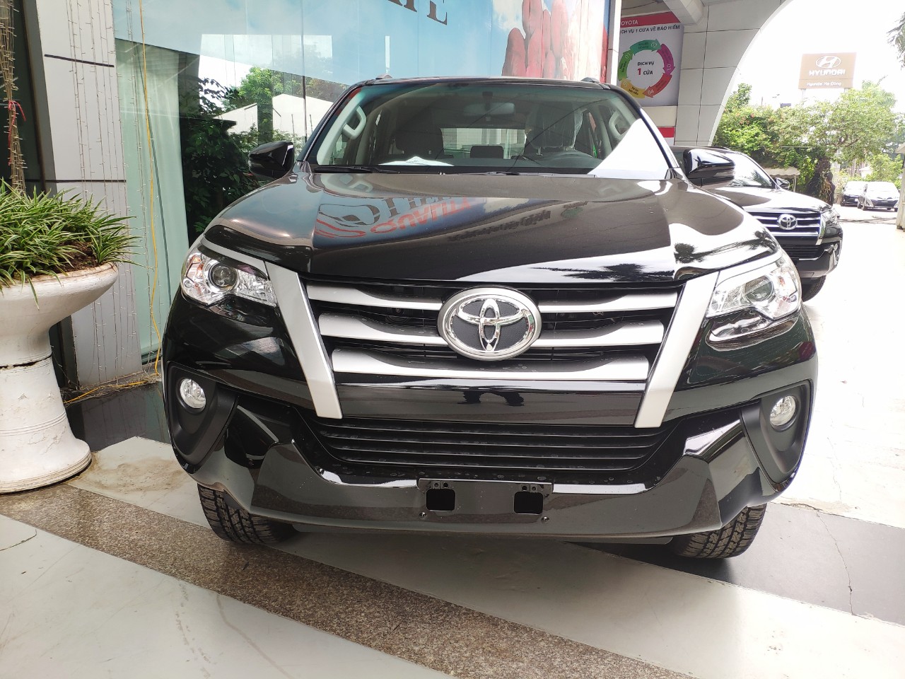 Toyota Fortuner 2019 - *Hot* Fortuner KM tới 1xx tr, TG 0% từ 330tr, Duy nhất hôm nay, LH 0908169626 để nhận thêm KM