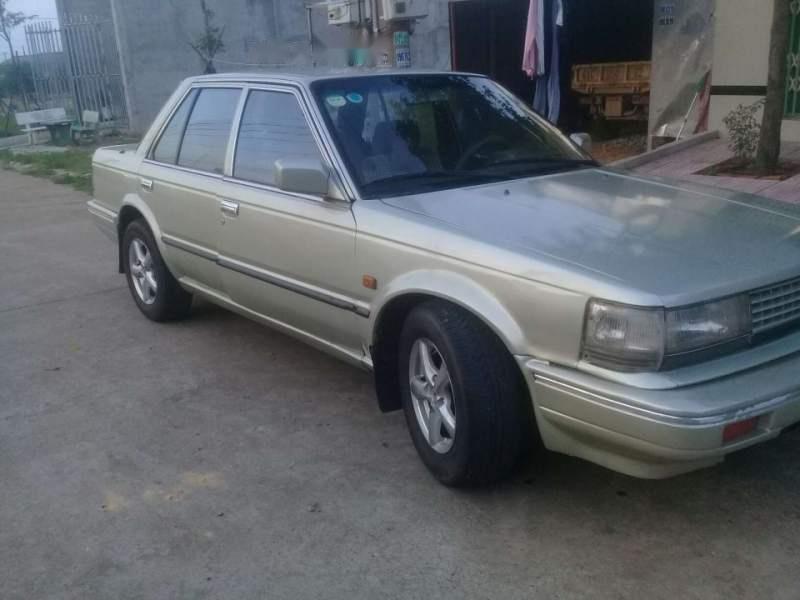 Nissan Bluebird   2.0 1990 - Cần bán xe Nissan Bluebird 2.0 năm 1990, xe đẹp máy êm