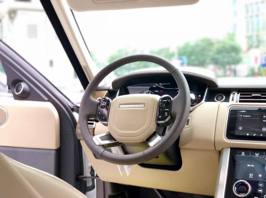 LandRover 2020 - Range Rover HSE 2020, tại Hồ Chí Minh, giá tốt giao xe ngay toàn quốc