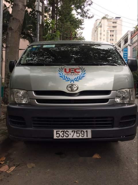 Toyota Hiace 2010 - Bán Toyota Hiace đời 2010, màu xanh ngọc