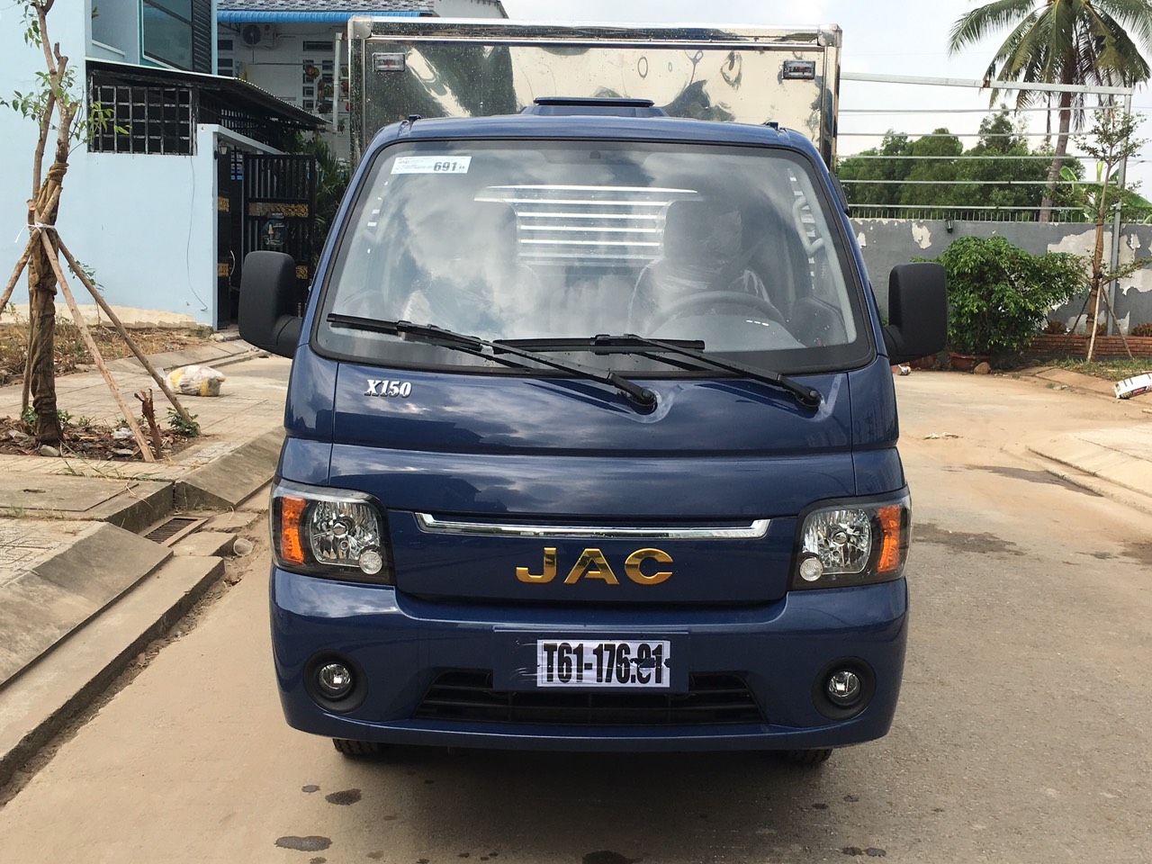 2019 - Xe tải Jac 1 tấn 49 thùng dài 3m2 Euro 4 - Giá rẻ, chất lượng