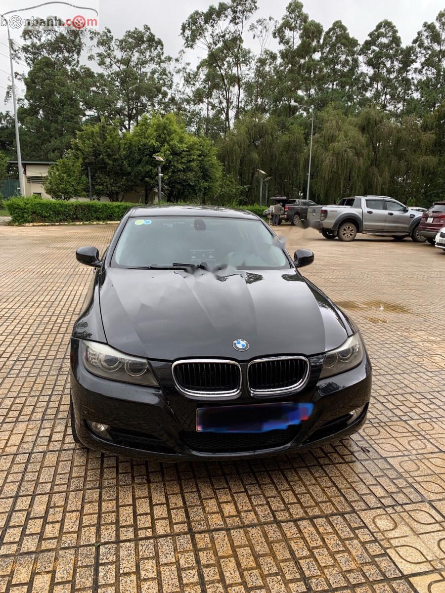 BMW 3 Series 320i 2009 - Bán BMW 3 Series 320i năm sản xuất 2009, màu đen, nhập khẩu nguyên chiếc chính chủ