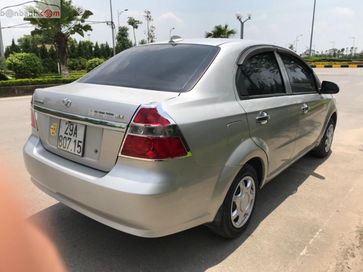 Daewoo Gentra SX 1.5MT 2010 - Bán Daewoo Gentra SX 1.5MT năm 2010, màu bạc chính chủ