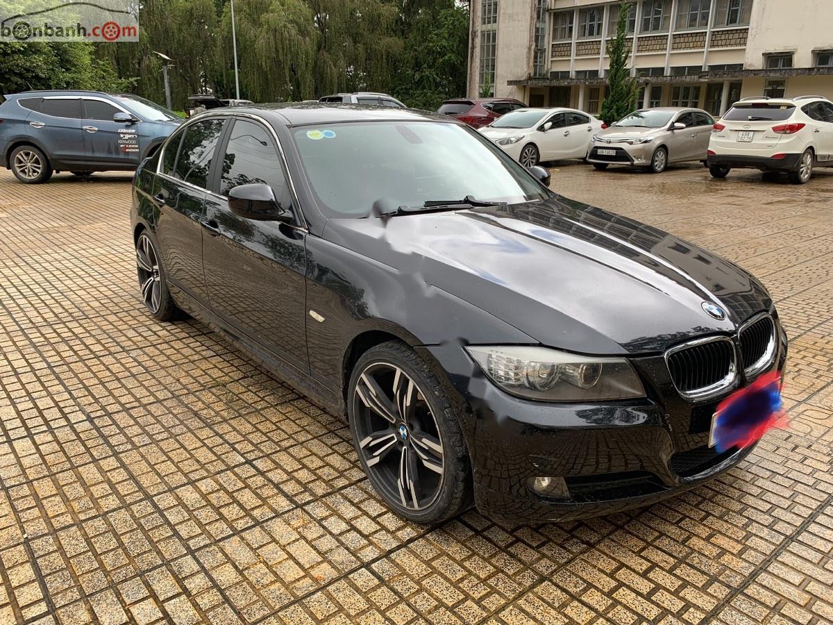 BMW 3 Series 320i 2009 - Bán BMW 3 Series 320i năm sản xuất 2009, màu đen, nhập khẩu nguyên chiếc chính chủ