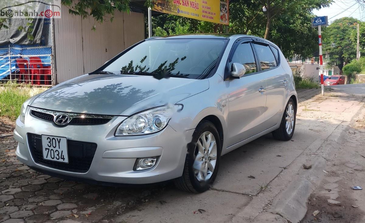 Hyundai i30 Premium 2010 - Xe Hyundai i30 Premium sản xuất năm 2010, màu bạc, nhập khẩu