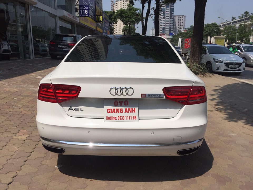 Audi A8 A8L 2012 - Audi A8L modell 2012, odo 4 vạn km, màu trắng