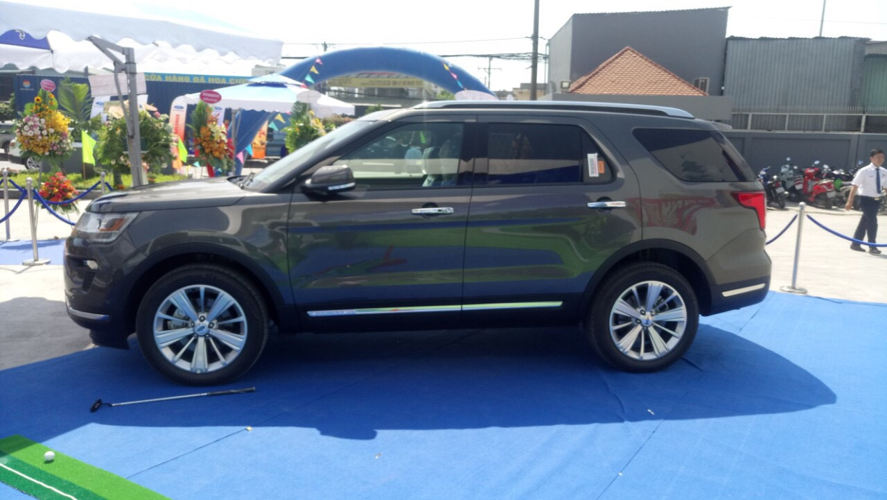 Ford Explorer 2019 - Cần bán xe Ford Explorer 2.3 Ecoboost năm sản xuất 2019, nhập khẩu nguyên chiếc, giá tốt. LH 0974286009