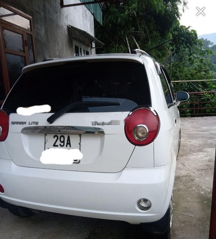 Chevrolet Spark   2011 - Bán Chevrolet Spark năm 2011, màu trắng