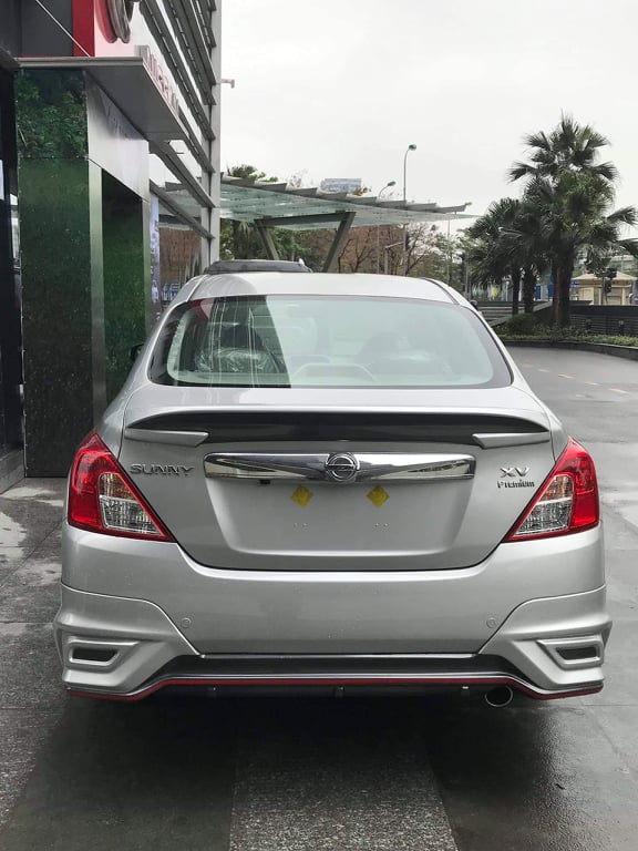 Nissan Sunny XV 2019 - Bán Nissan Sunny XV đời 2019, màu bạc, tự động, bản cao cấp nhất, hỗ trợ vay 80% lãi thấp