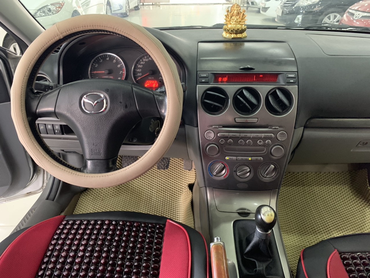 Mazda 6 2.0MT 2003 - Cần bán gấp Mazda 6 2.0MT năm 2003, màu bạc