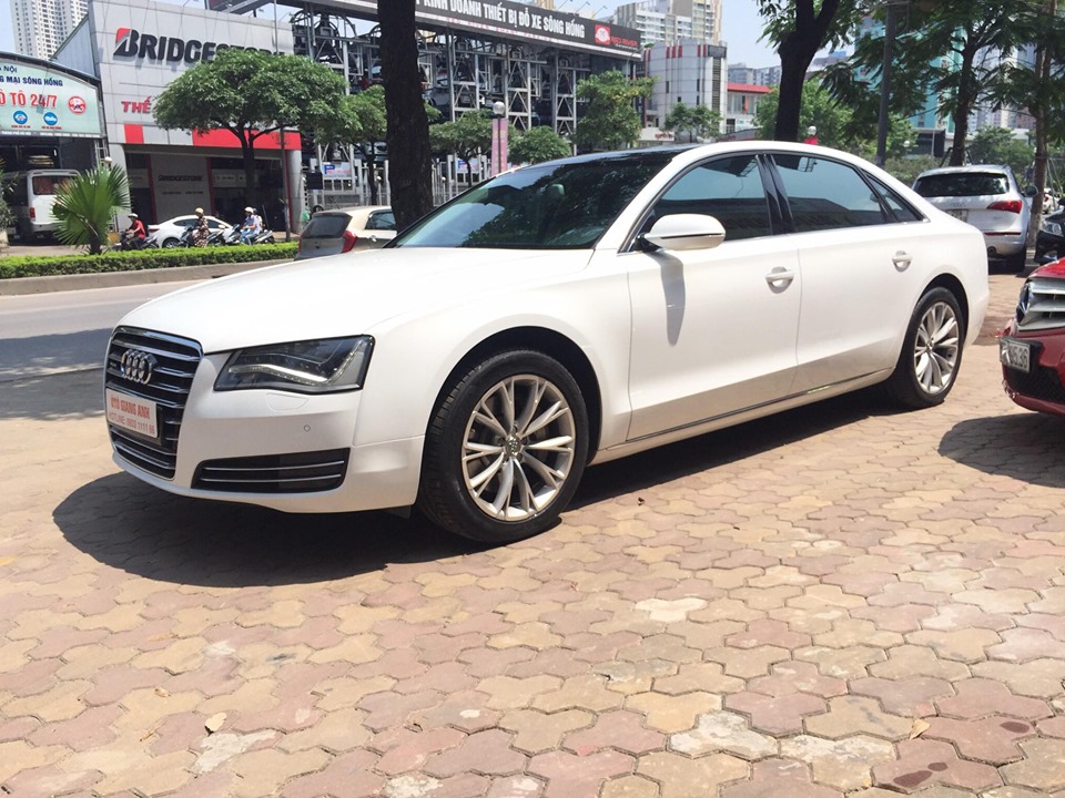 Audi A8 A8L 2012 - Audi A8L modell 2012, odo 4 vạn km, màu trắng