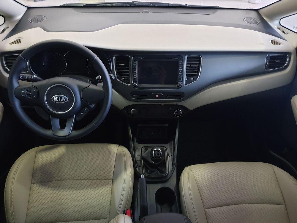 Kia Rondo  Standard MT 2019 - Cần bán xe Kia Rondo 2019, màu trắng