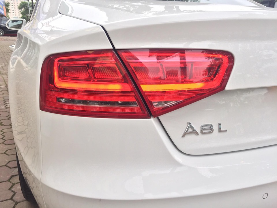 Audi A8 A8L 2012 - Audi A8L modell 2012, odo 4 vạn km, màu trắng